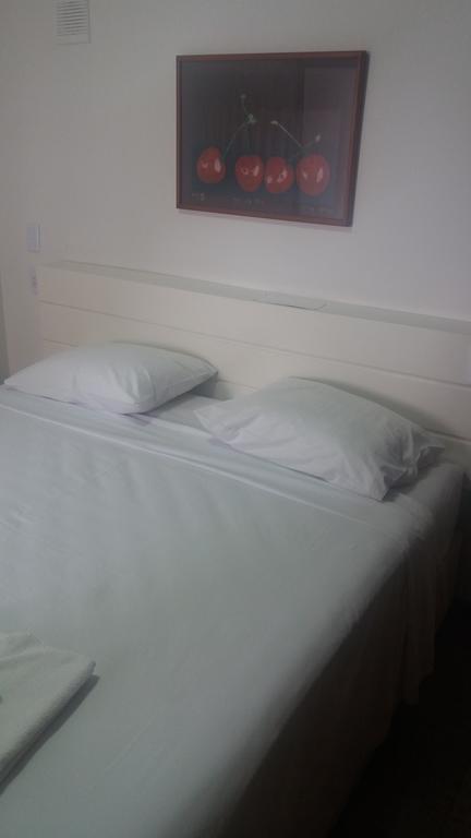 Flat Oeste La Residence Гояния Екстериор снимка