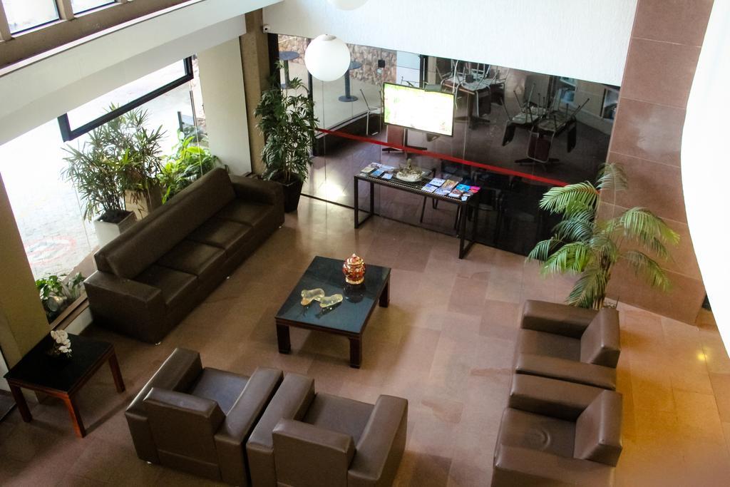 Flat Oeste La Residence Гояния Екстериор снимка